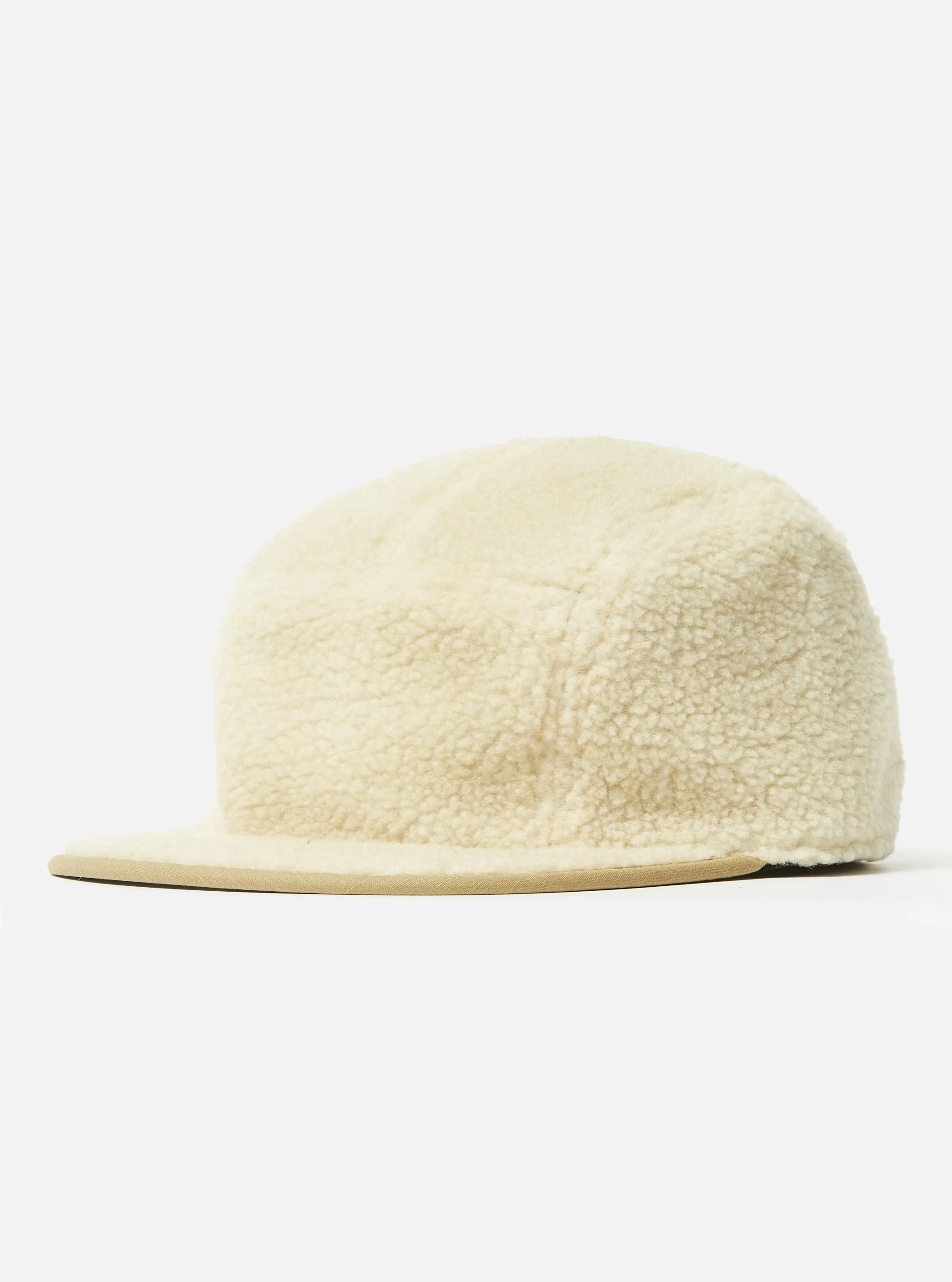 cableami® Jet Cap in Beige Boa Fleece
