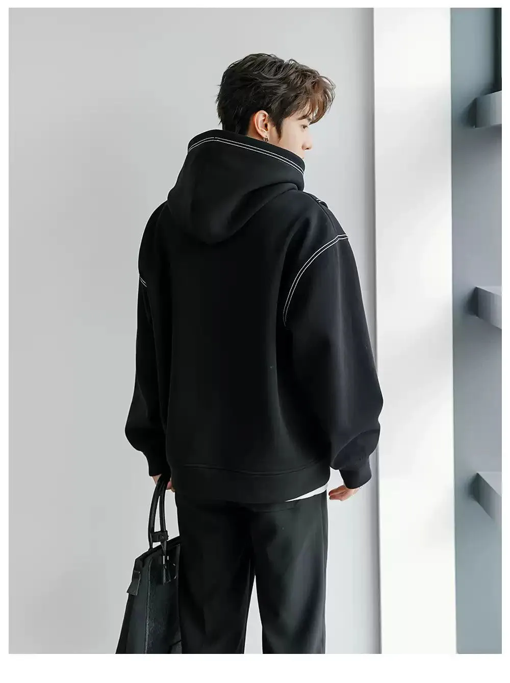 Chuan Contrast Stitched Lined Hoodie