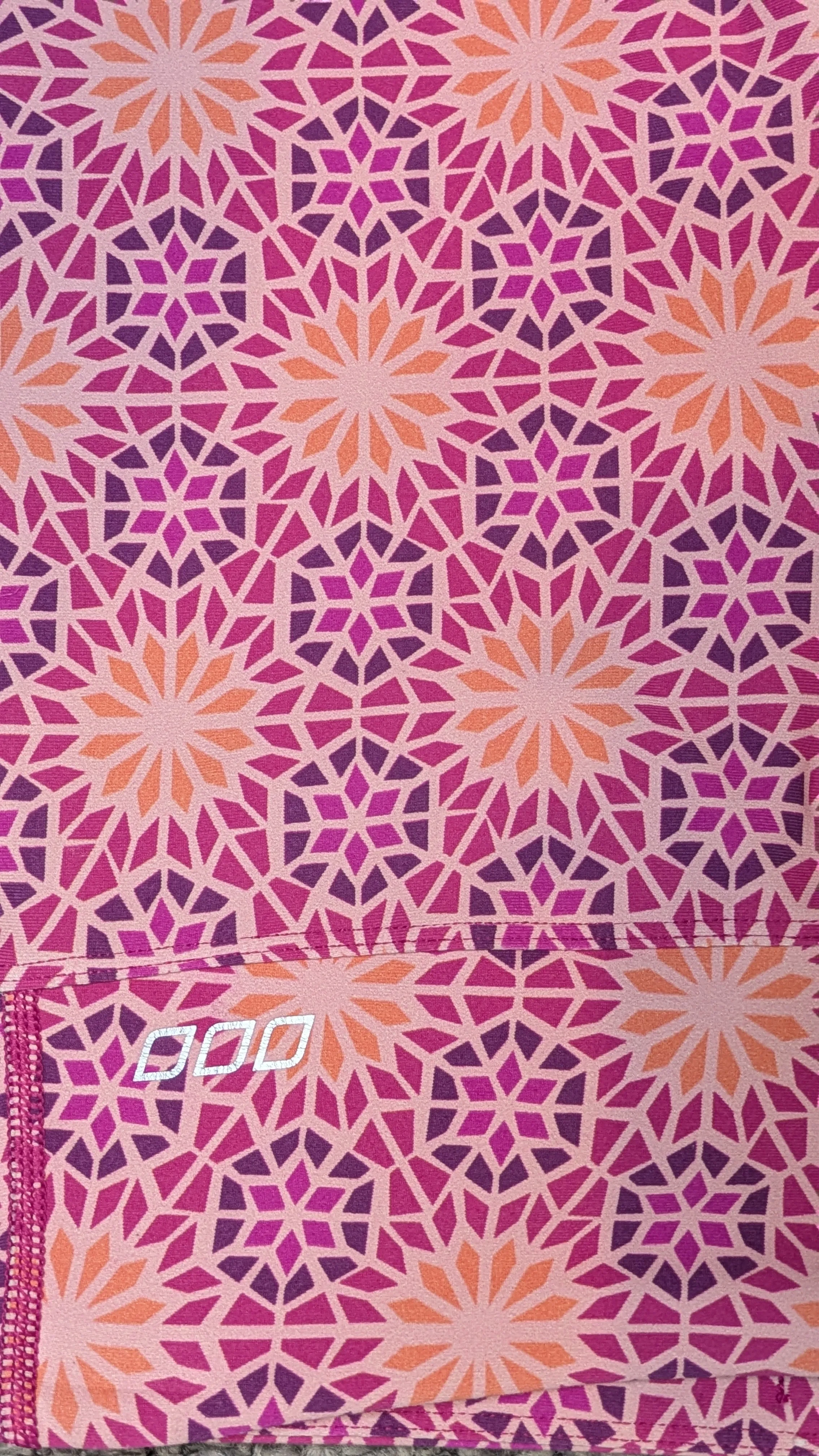 Lorna Jane 7/8 Pink Purple Moroccan Mandala Patterned Yoga Leggings
