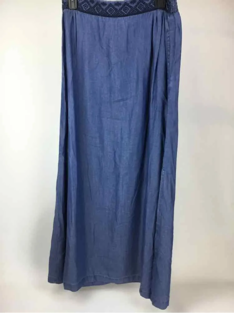 Molly Bracken Women Size M/L Denim Blue NWT Maxi Skirt