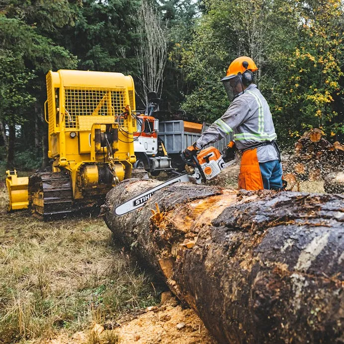 Stihl MS 400 C-M Chainsaw