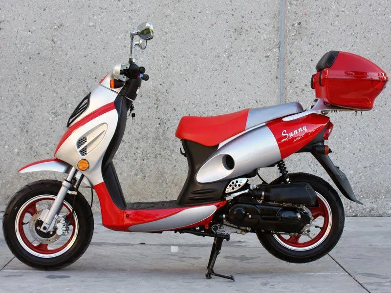 The Merlot 50cc Scooter  [CA Legal]