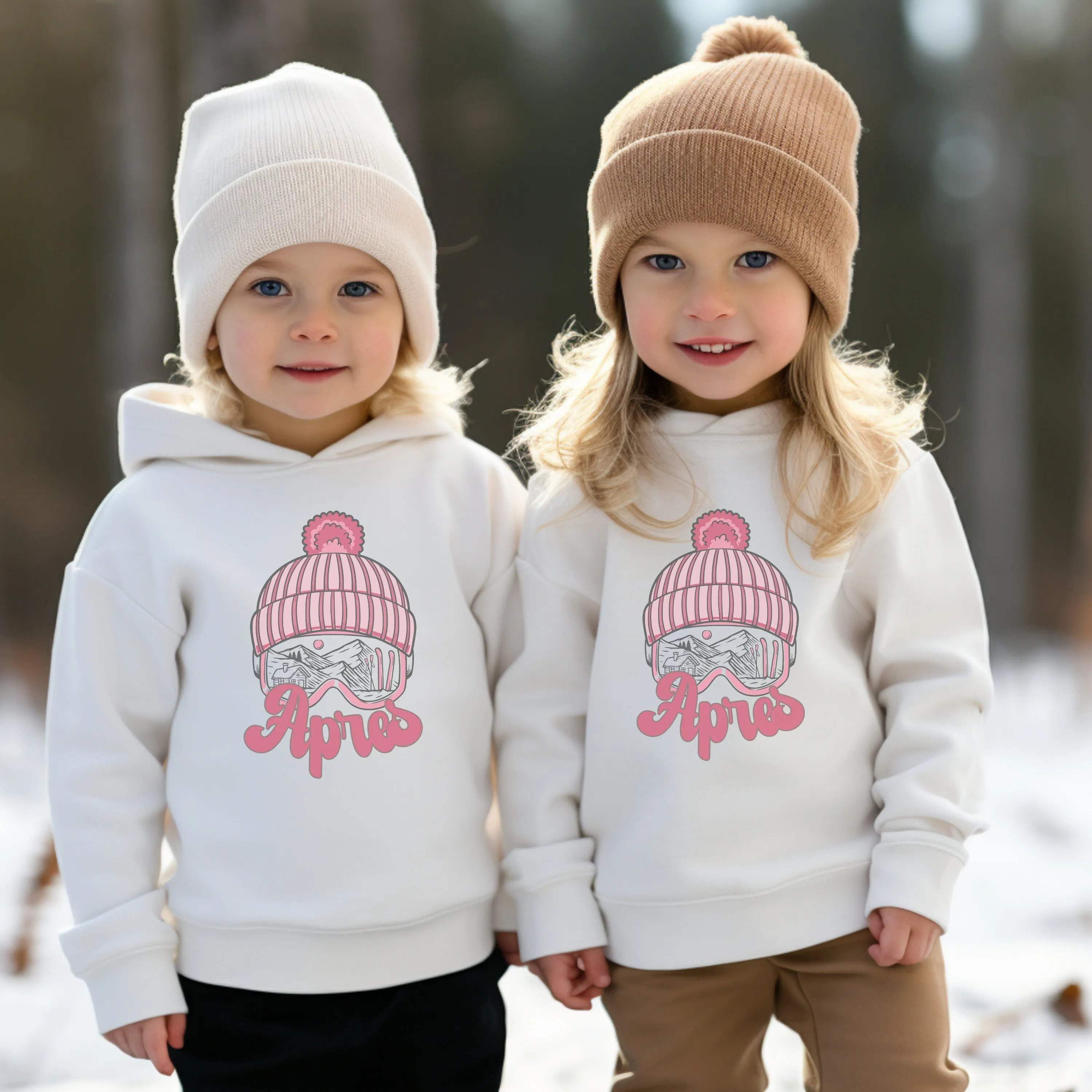 Winter Apres Ski T-Shirt, Mountain Cabin Landscape Graphic Tee, Cozy Ski Season Casual Wear, Unisex Snowboarder Apparel Sweatshirt