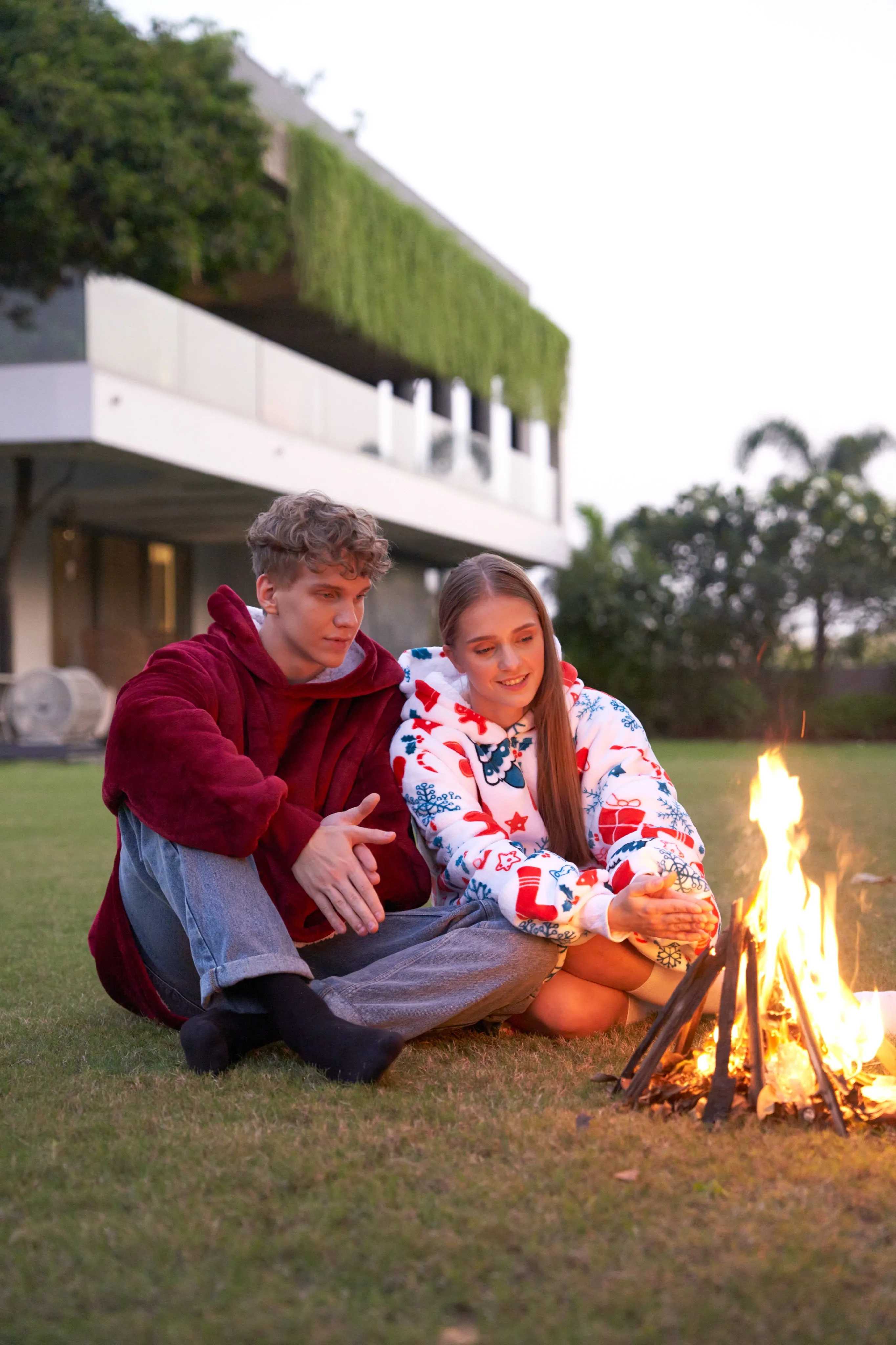 Winter Wonder - Hoodie Blanket - Junior Series