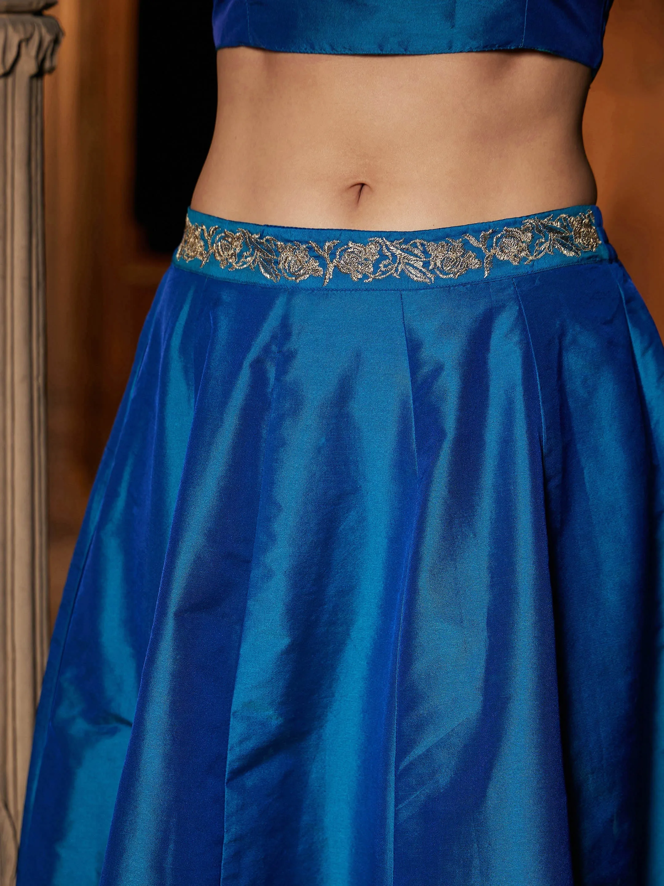 Women Teal Notch Collar Crop Top With Skirt
